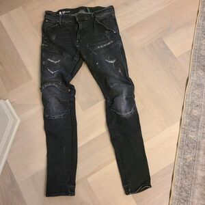 Men's Distressed Black Skinny Jeans